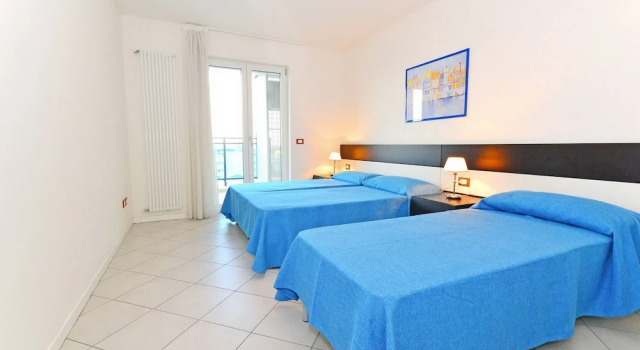 Modern Flat 80 mt From the Beach, Book Lejlighed Hoteller i Friuli Venezia Giulia med parkering, Parkering