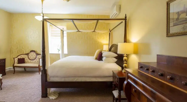 Номер Standard Queen Anne Inn