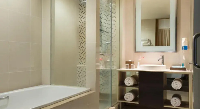 Двухместный номер Deluxe Отель Courtyard by Marriott Manado