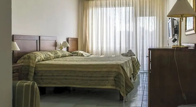 Трёхместный номер Standard Hotel Baia