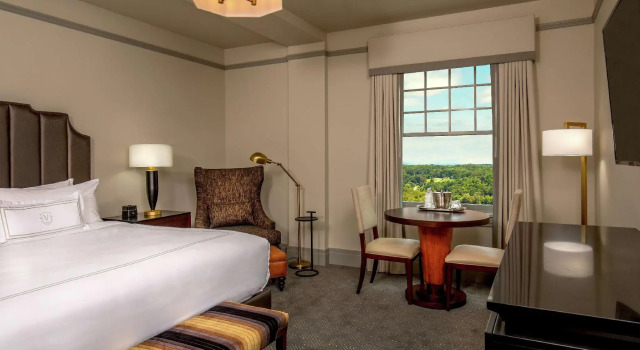 Двухместный номер Standard The Virginian Lynchburg, Curio Collection By Hilton