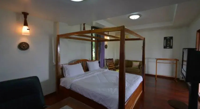8 Praw View Hotel, Varaa Hotelli Hotellit North-Eastern Thailand pysäköinnillä, Pysäköinti