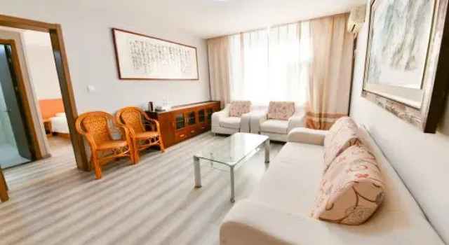 Люкс Homeinn Pebble Hotel (Qixia Bus Station)