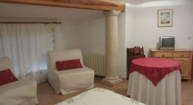 Casa Rural Sole, Забронировать Отель Отели La Alcarria с парковкой, Парковка