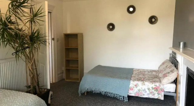 Comfort huone Aremo Room 1