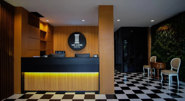 The O-Zone Airport Inn, Забронировать Отель Отели и гостиницы Лат-Крабанг, рядом с Латкрабанг, Отель
