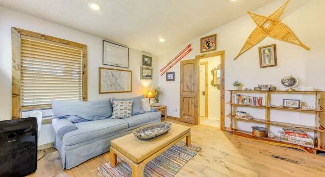 Ruidoso Cabin w/ Deck + Views: 4 Mi to Winter Park, Varaa Lomakoti Ruidoso New Mexico