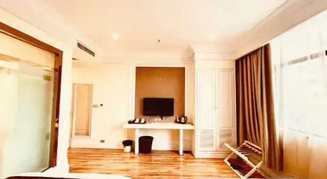 Люкс Afuer Chain Hotel（DUSHAN junlin store）