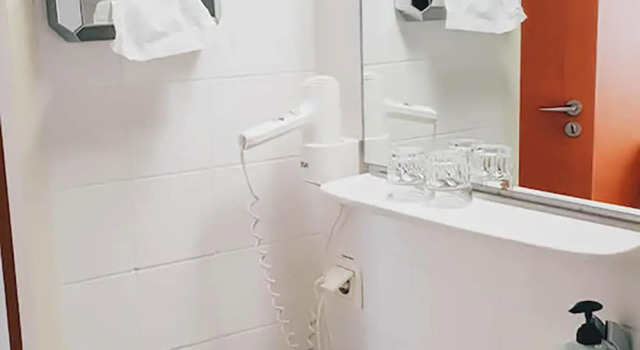Номер Standard Hotel "Helle Mitte" Berlin