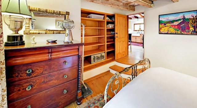 Magpie House 3 Bedrooms 2 Bathrooms Home