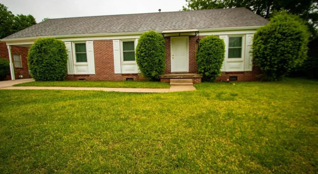 Midtown Serenity 3 Bedroom Home by RedAwning