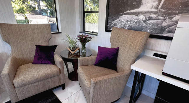 The Oceanside, a Coast Hotel, Book Hotel Davis Bay Britisk Columbia