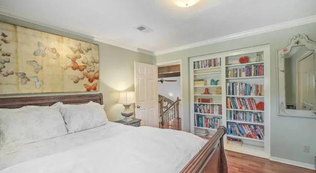 Коттедж Spacious Houston Home, Day Trip to Galveston!