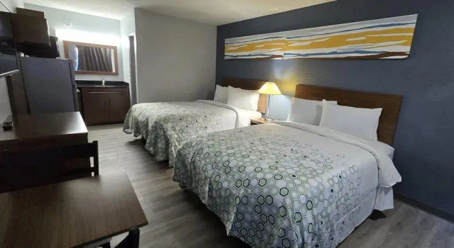 HomeTowne Studios by Red Roof LaGrange, Buchen Sie Hotel Hotels & Unterkünfte in LaGrange, Hotel