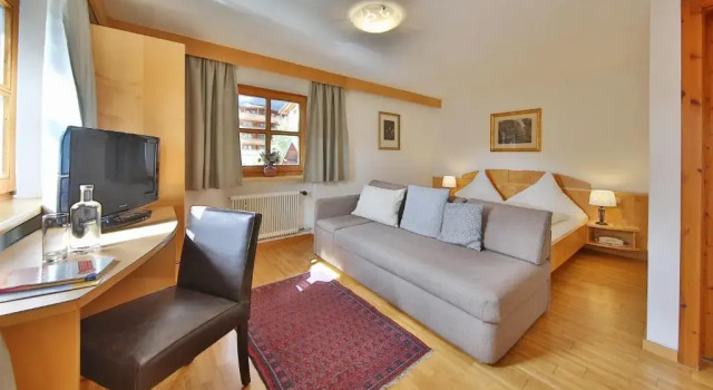 Апартаменты Hotel Pension Geiger