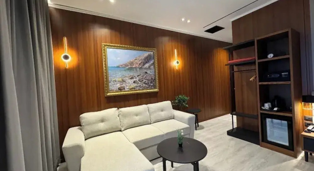 Junior-Suite mit Balkon Area Hotel