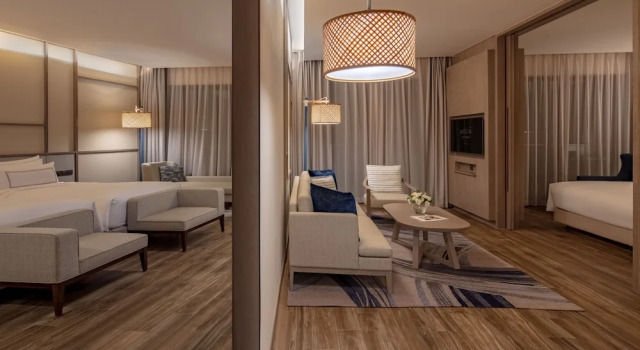 Семейный люкс с 2 комнатами с видом на океан Meliá Ho Tram Beach Resort