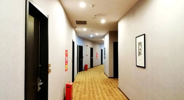 Pai Hotel Guang'an Railway North Station, Prenota Hotel Guanghan Sichuan