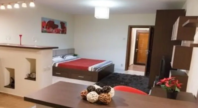 Studio D RedBed Self-Catering Apartments