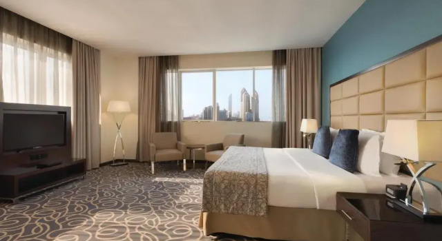 Двухместный люкс Ramada Abu Dhabi Corniche