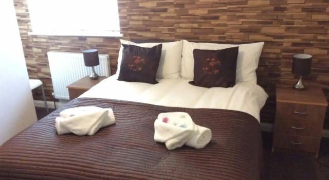 Three Bridges B & B - Gatwick