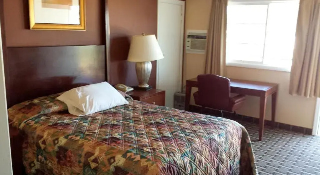 Standard Doppel Zimmer Executive Inn & Suites