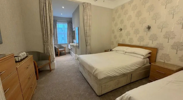 Трёхместный номер Standard Haddon Hall Hotel