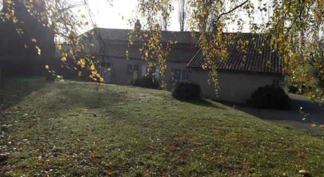 Gîte de La Sapinière à 15 min du Puy du Fou, Забронировать Апартаменты/квартира Апартаменты Севремон, Апартаменты/квартира