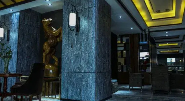 Junyi chain hotel (Liaocheng Xiangjiang market store), Prenota Hotel Hotel a Shandong con parcheggio, Parcheggio