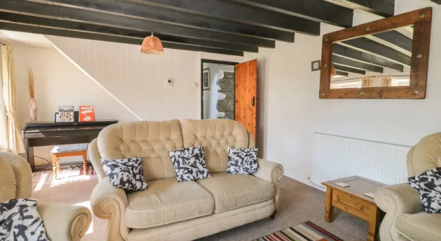 Blackadon Farm Cottage, Book Farm Stay Launceston Cornwall