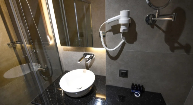 Двухместный номер Standard c 1 комнатой REF İNN HOTEL