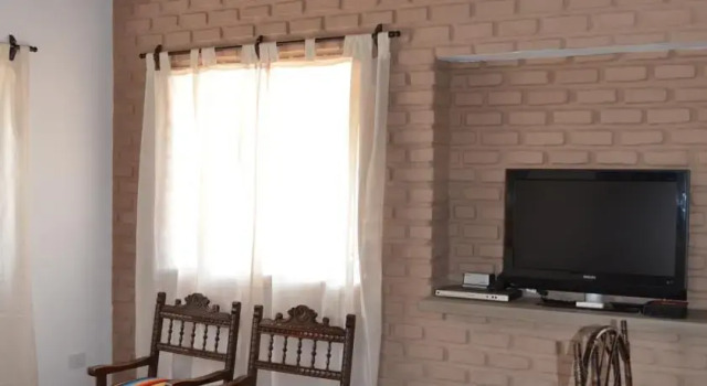 Cabañas en Cafayate, Забронировать Отель Кафайяте Salta Wine Route, рядом с Винодельня Нанни