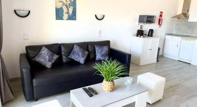 Apartment Les 3 Dauphins in Albufeira, Забронировать Апартаменты/квартира Отели Албуфейра с парковкой, рядом с Municipal Museum of Archaeology, Парковка