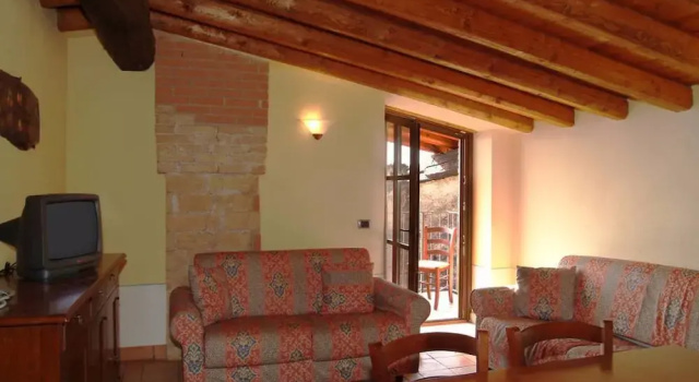 Apartment Borgo Alba Chiara-3 by Interhome, Забронировать Апартаменты/квартира Апартаменты Тосколано-Мадерно, Апартаменты/квартира
