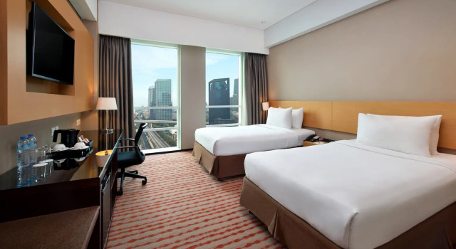 Номер Deluxe JS Luwansa Hotel & Convention Center