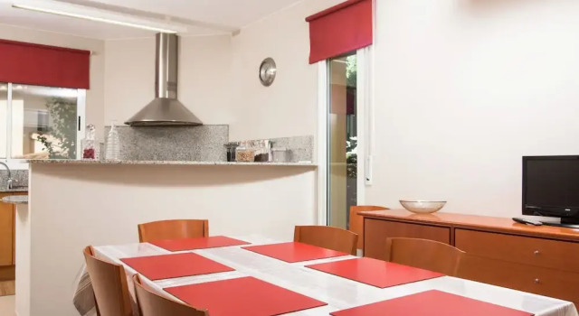 Modern Villa in les Corts With Pool