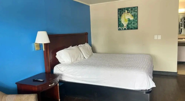 Двухместный номер Standard Capitol Inn by Belvilla Richmond Airport VA