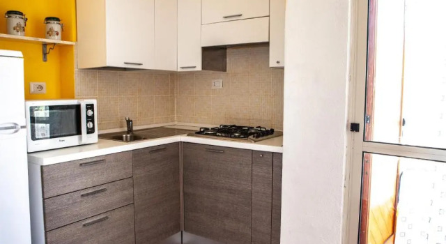 Апартаменты Casa Vacanze a 200 mt spiaggia con 5 camere 2 bagni e 9 posti letto