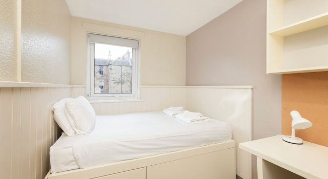 Meadow Court Apartments, Забронировать Апартаменты/квартира Эдинбург Midlothian, рядом с Национальный музей Шотландии