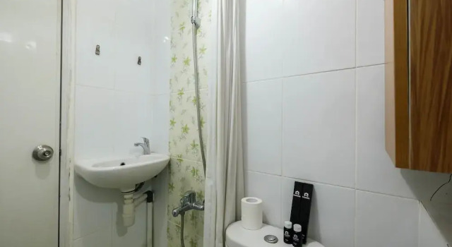 Номер Standard Cozy Stay 2BR @ Green Pramuka Apartment