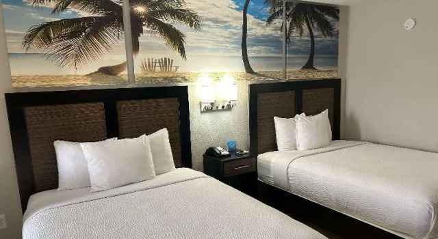 Четырёхместный номер Standard Days Inn by Wyndham Panama City/Callaway