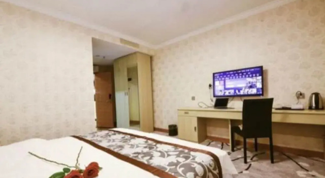 Sophie Roland Hotel Hongling Road Branch