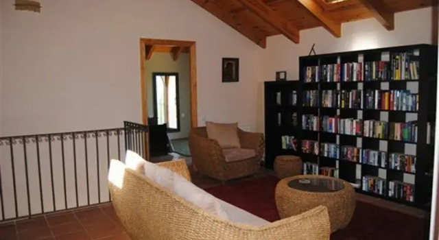 Casa Colina, Забронировать Мини-отель Оливелья 