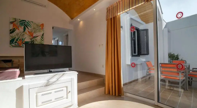 Бунгало c 1 комнатой Bungalows Cordial Biarritz
