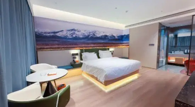 Люкс Mehood Lestie Hotel (Golmud Salt Lake Square Branch)