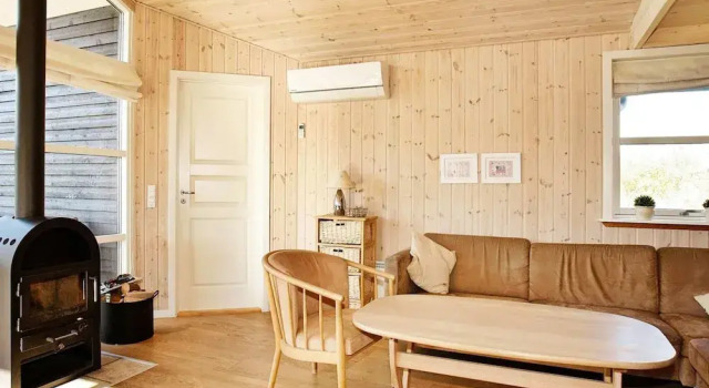 5 Star Holiday Home in Vestervig, Réserver Maison de vacances Hôtels à Vestjylland avec parking, Parking