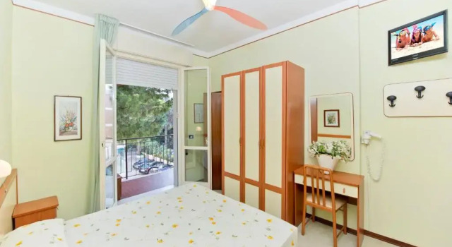 Трёхместный номер Standard Hotel Sporting