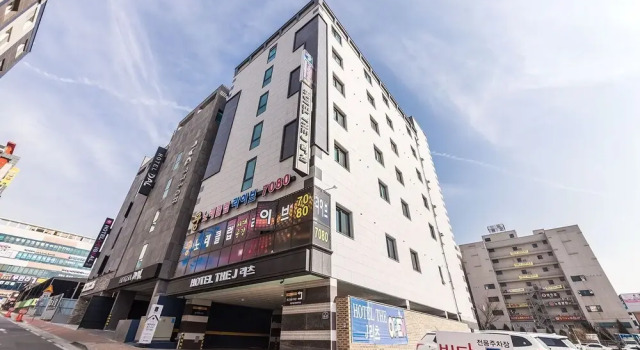 Hwaseong Ritz Hotel