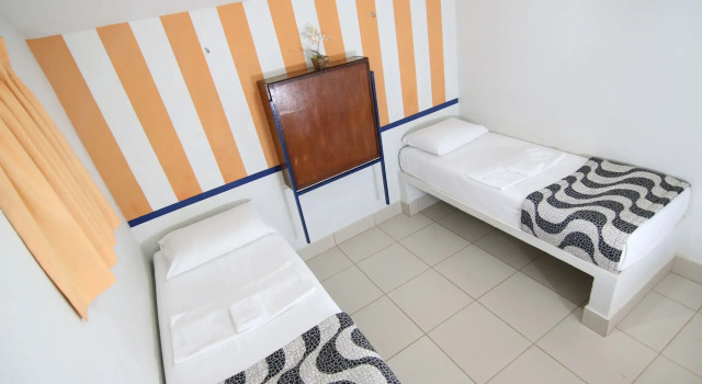 Hotel Rio de Pedras, Забронировать Отель Отели Итабириту с парковкой, Парковка