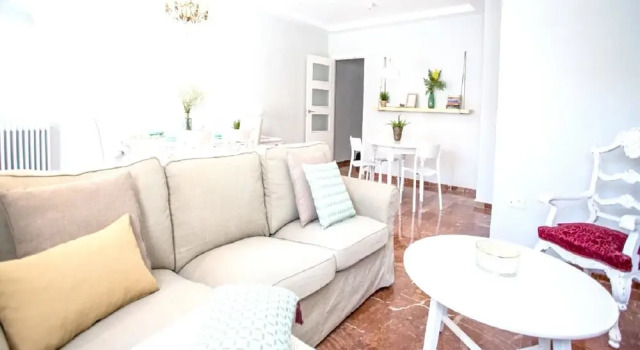 Apartment With 4 Bedrooms in Granada, With Wonderful City View, Furnis, Забронировать Апартаменты/квартира Отели Гранады с парковкой, рядом с Парк Фредерико Гарсия Лорки, Парковка